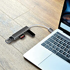 Productafbeelding LogiLink 3 Port Hub, USB-A --> USB-A 3.0 + cardreader Passief